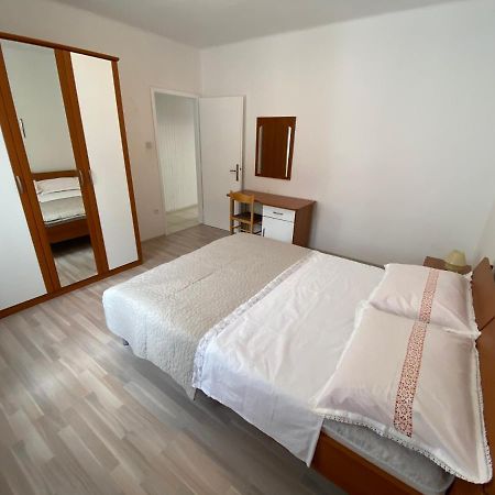 Apartmani Denona Centar Novalja Exteriér fotografie