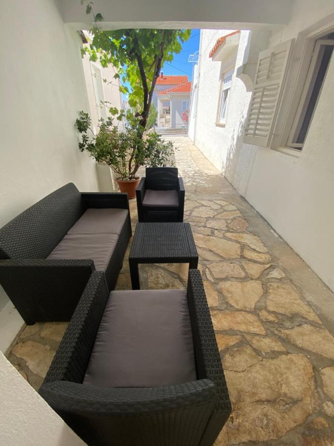Apartmani Denona Centar Novalja Exteriér fotografie
