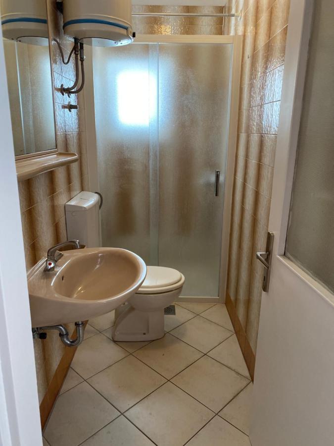 Apartmani Denona Centar Novalja Exteriér fotografie